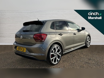 Used Volkswagen Polo 2019 for sale - 76302344: Photo