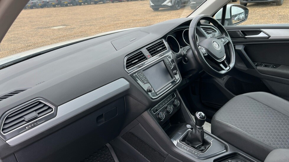 Used Volkswagen Tiguan 2016 for sale - 76244456: Photo 10