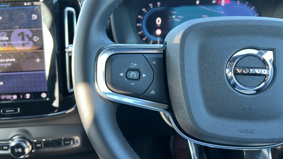 Used Volvo XC40 2025 for sale - 76523558: Photo 18