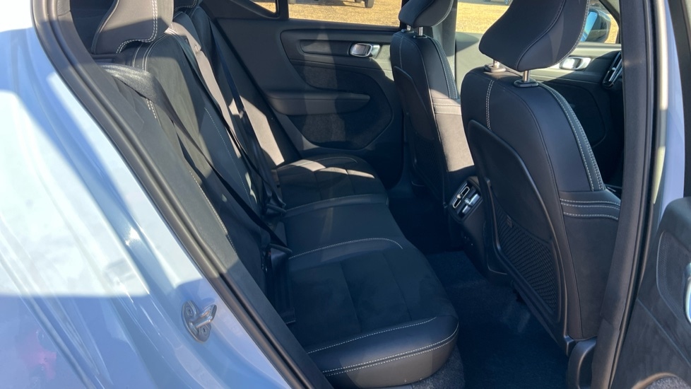 Used Volvo XC40 2025 for sale - 76523558: Photo 38