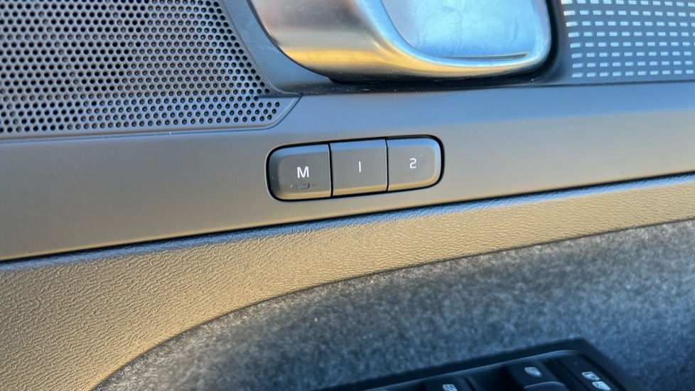 Used Volvo XC40 2025 for sale - 76523558: Photo 47