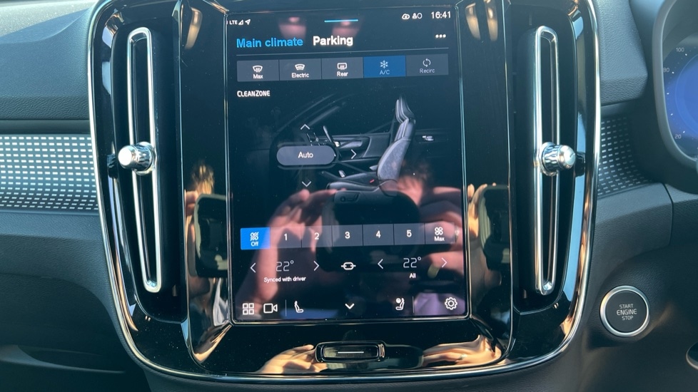 Used Volvo XC40 2025 for sale - 76523558: Photo 53