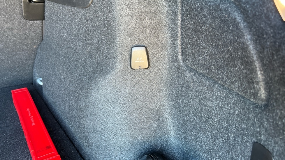 Used Volvo XC40 2025 for sale - 76523558: Photo 61