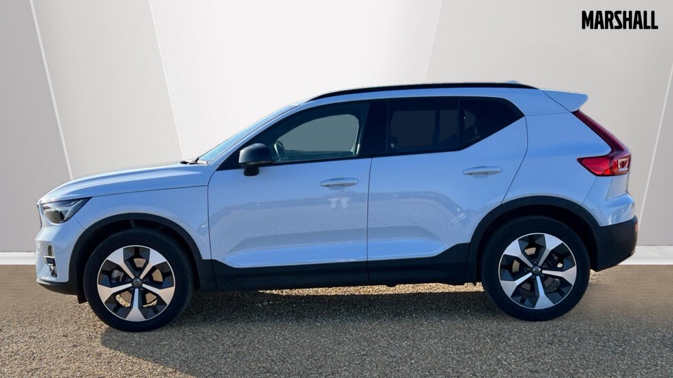 Used Volvo XC40 2025 for sale - 76523558: Photo 8