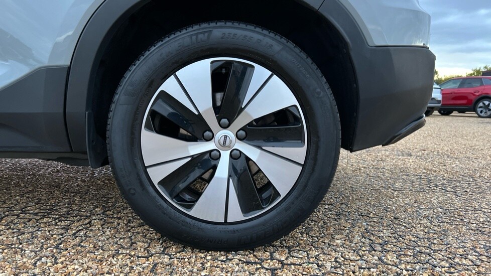 Used Volvo XC40 2023 for sale - 76328387: Photo 26