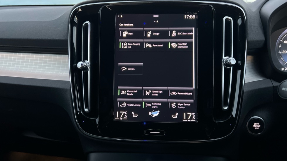 Used Volvo XC40 2023 for sale - 76328387: Photo 40