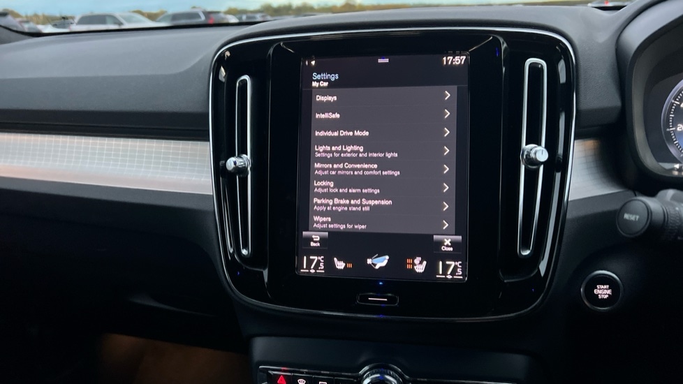Used Volvo XC40 2023 for sale - 76328387: Photo 55