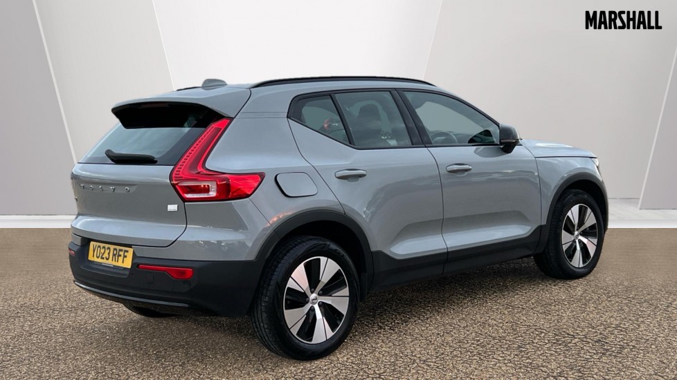 Used Volvo XC40 2023 for sale - 76328387: Photo 7