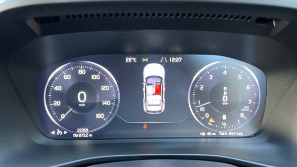 Used Volvo XC40 2021 for sale - 75440016: Photo 11