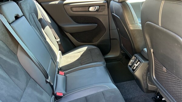 Used Volvo XC40 2021 for sale - 75440016: Photo 42