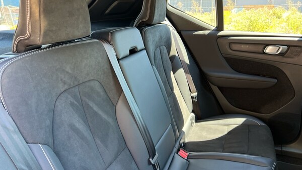 Used Volvo XC40 2021 for sale - 75440016: Photo 43