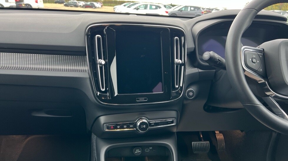 Used Volvo XC40 2024 for sale - 76273042: Photo 22