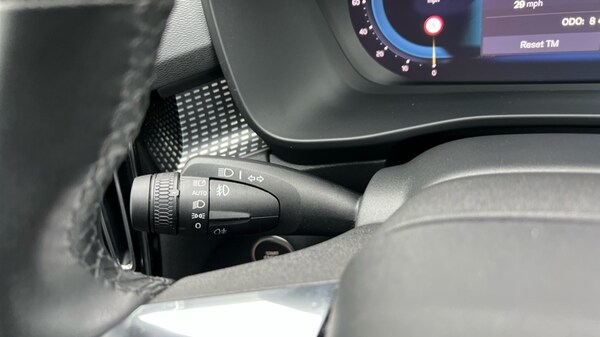 Used Volvo XC40 2024 for sale - 76273042: Photo 29