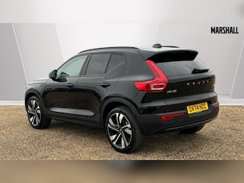 Used Volvo XC40 2024 for sale - 76273042: Photo 2