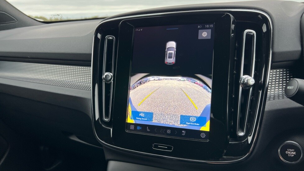 Used Volvo XC40 2024 for sale - 76273042: Photo 39