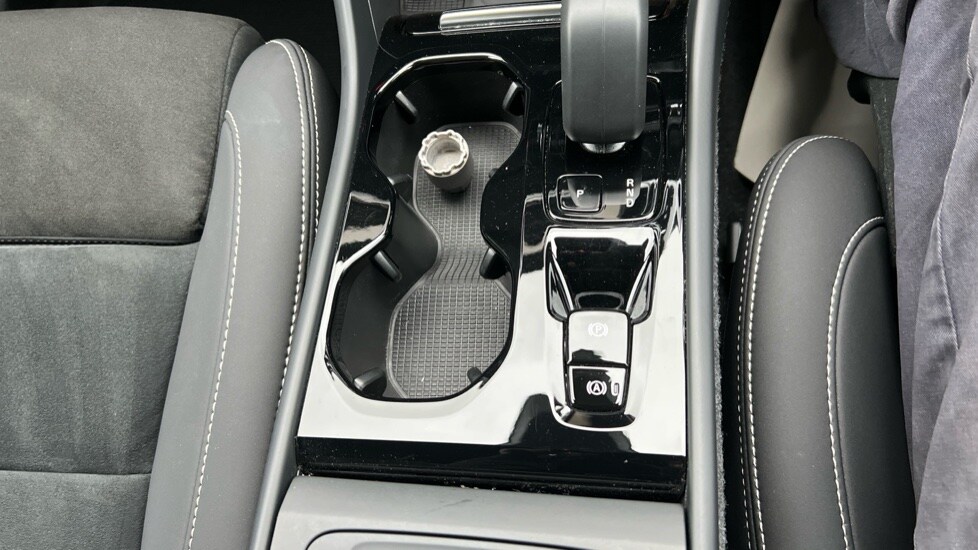 Used Volvo XC40 2024 for sale - 76273042: Photo 53