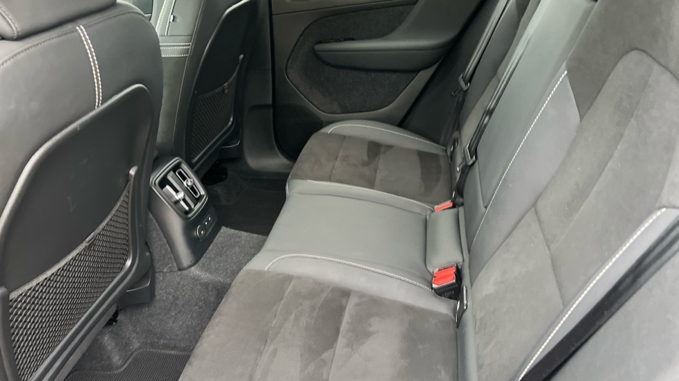 Used Volvo XC40 2023 for sale - 76501464: Photo 10