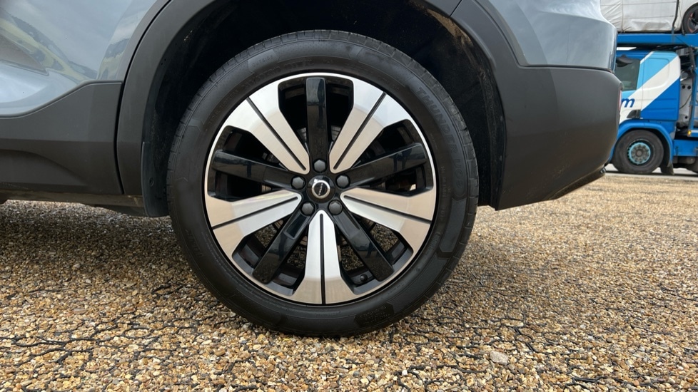 Used Volvo XC40 2023 for sale - 76501464: Photo 26