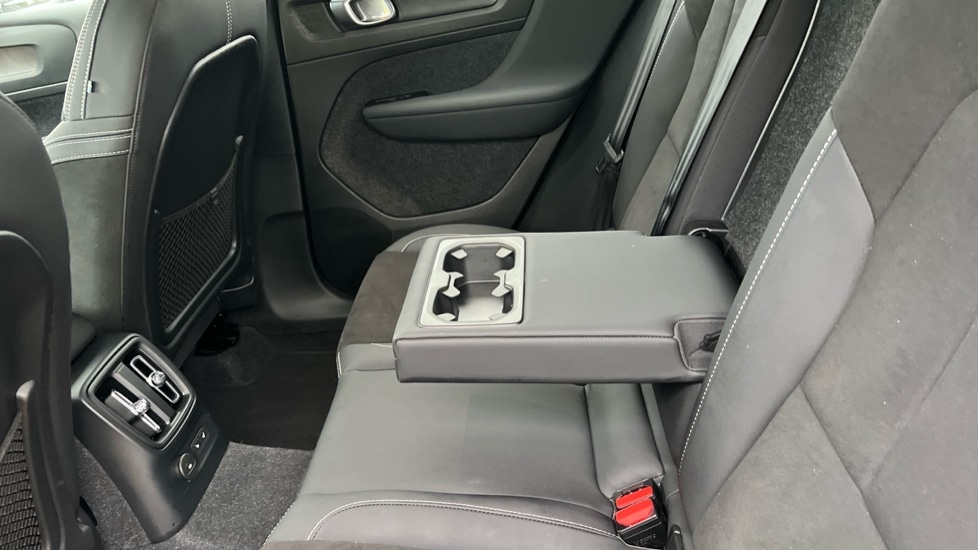 Used Volvo XC40 2023 for sale - 76501464: Photo 31