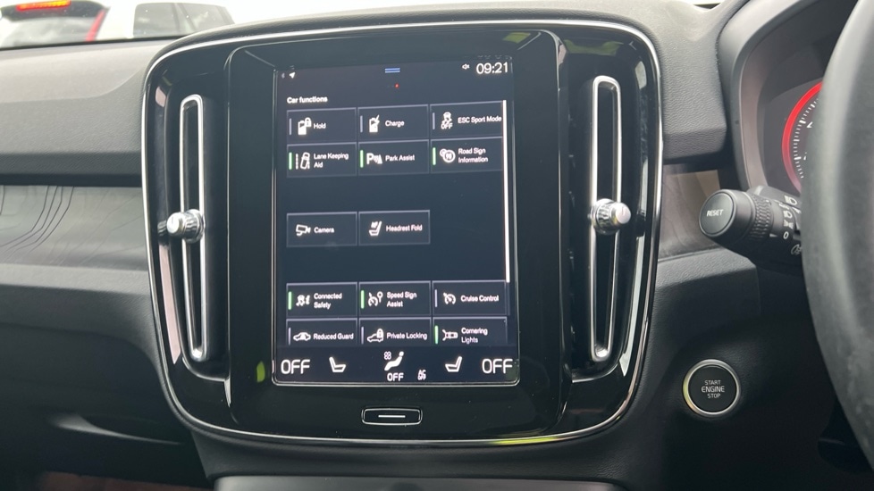 Used Volvo XC40 2023 for sale - 76501464: Photo 40