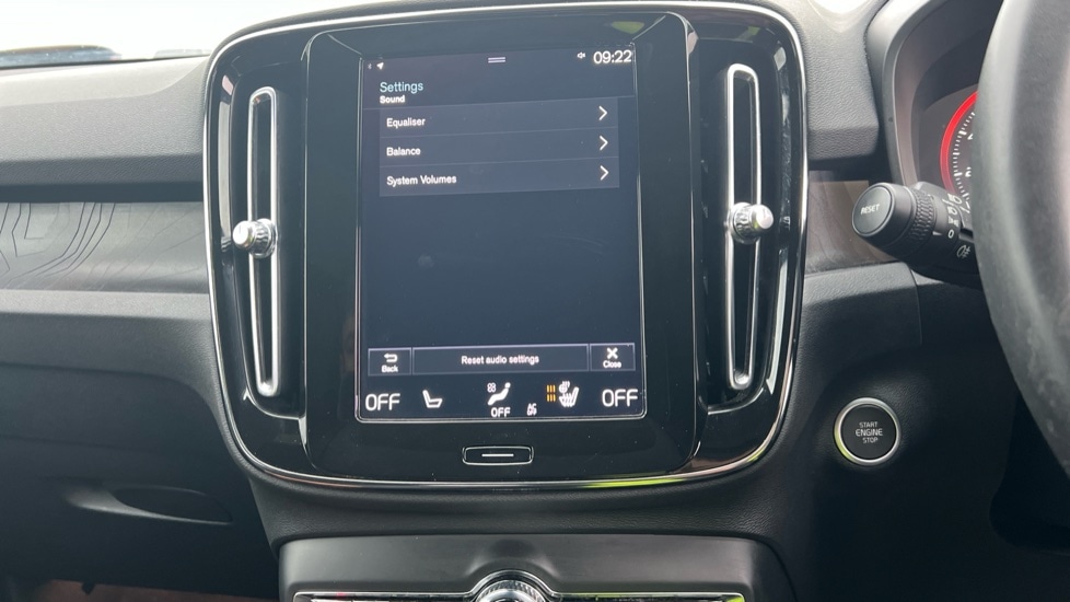 Used Volvo XC40 2023 for sale - 76501464: Photo 53