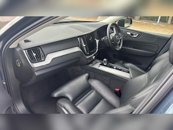 Used Volvo XC60 2023 for sale - 75590949: Photo