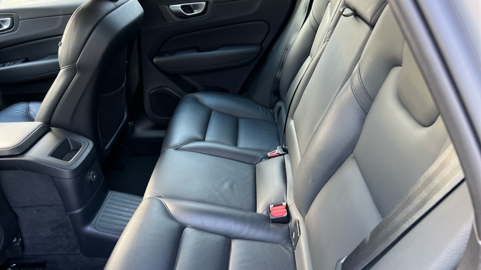 Used Volvo XC60 2023 for sale - 75984746: Photo 38