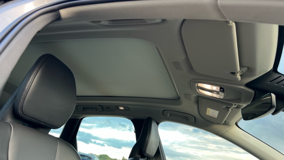 Used Volvo XC60 2023 for sale - 75984746: Photo 44