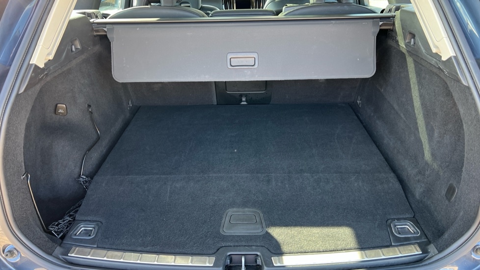 Used Volvo XC60 2023 for sale - 76593704: Photo 17