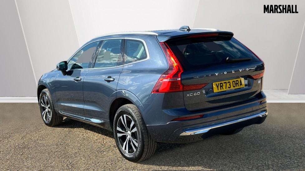Used Volvo XC60 2023 for sale - 76593704: Photo 2