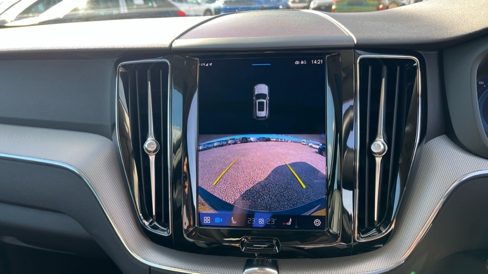 Used Volvo XC60 2023 for sale - 76593704: Photo 37