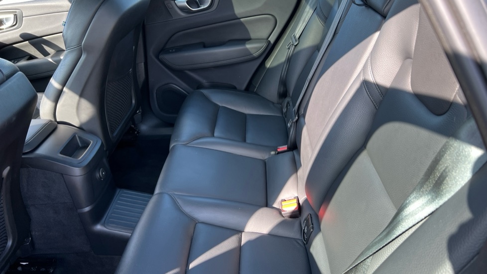 Used Volvo XC60 2023 for sale - 76593704: Photo 38