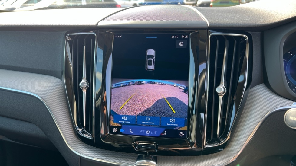 Used Volvo XC60 2023 for sale - 76593704: Photo 39