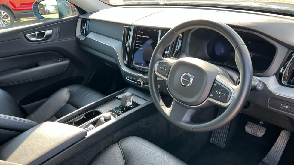 Used Volvo XC60 2023 for sale - 76593704: Photo 5