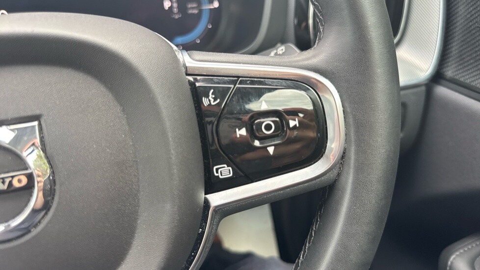 Used Volvo XC60 2023 for sale - 76086516: Photo 19