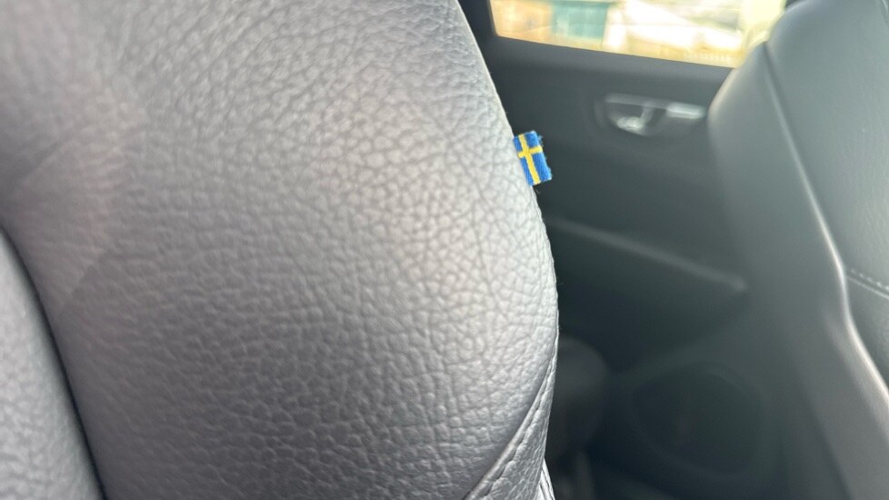Used Volvo XC60 2023 for sale - 76086516: Photo 27