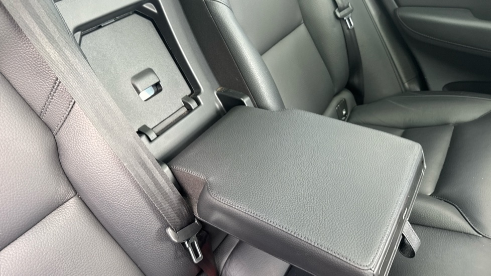 Used Volvo XC60 2023 for sale - 76086516: Photo 31