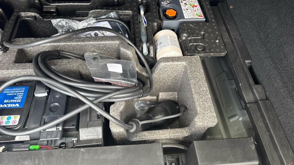Used Volvo XC60 2023 for sale - 76086516: Photo 49