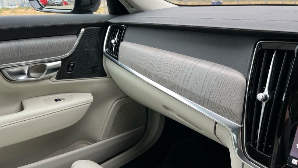 Used Volvo V90 2024 for sale - 76684066: Photo 48