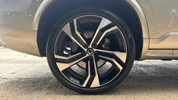 Used Volvo XC90 2023 for sale - 75715189: Photo 25