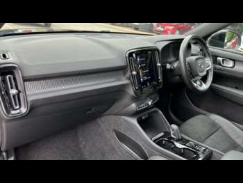 Used Volvo XC40 2021 for sale - 74685237: Photo