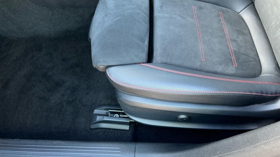 Used Mercedes-Benz A-Class 2020 for sale - 76615082: Photo 32