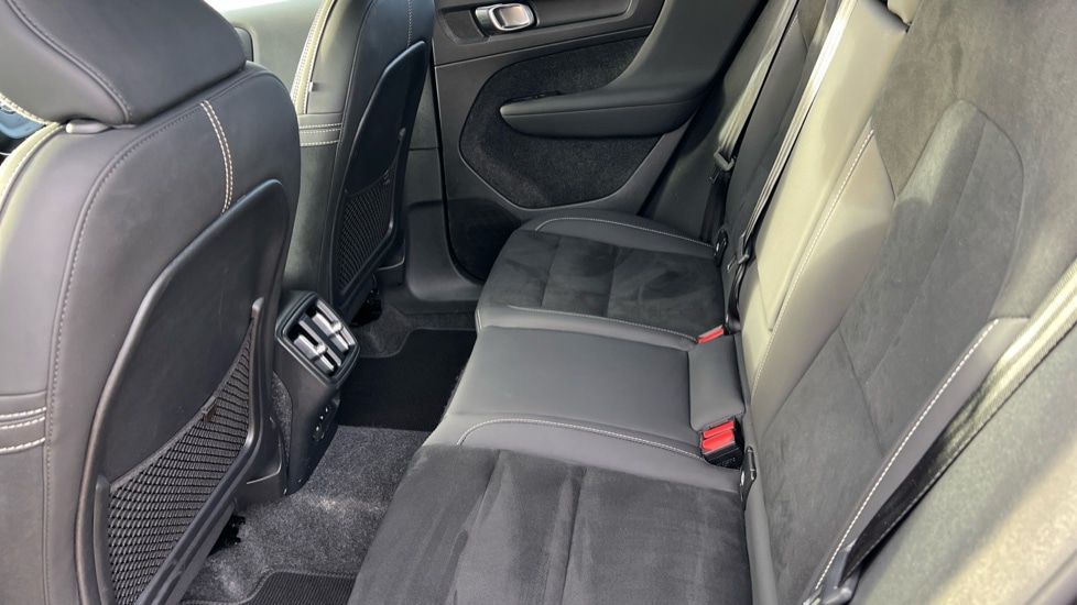 Used Volvo XC40 2024 for sale - 76602829: Photo 10