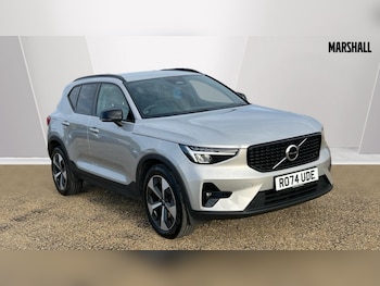 2024 - XC40 2.0 B3P Plus Dark 5dr Auto