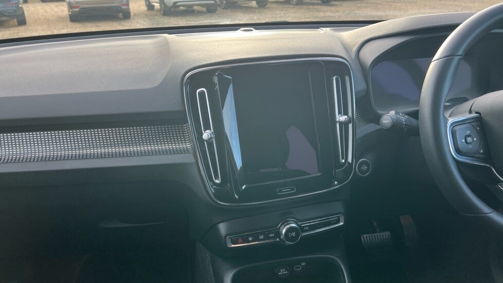 Used Volvo XC40 2024 for sale - 76602829: Photo 22