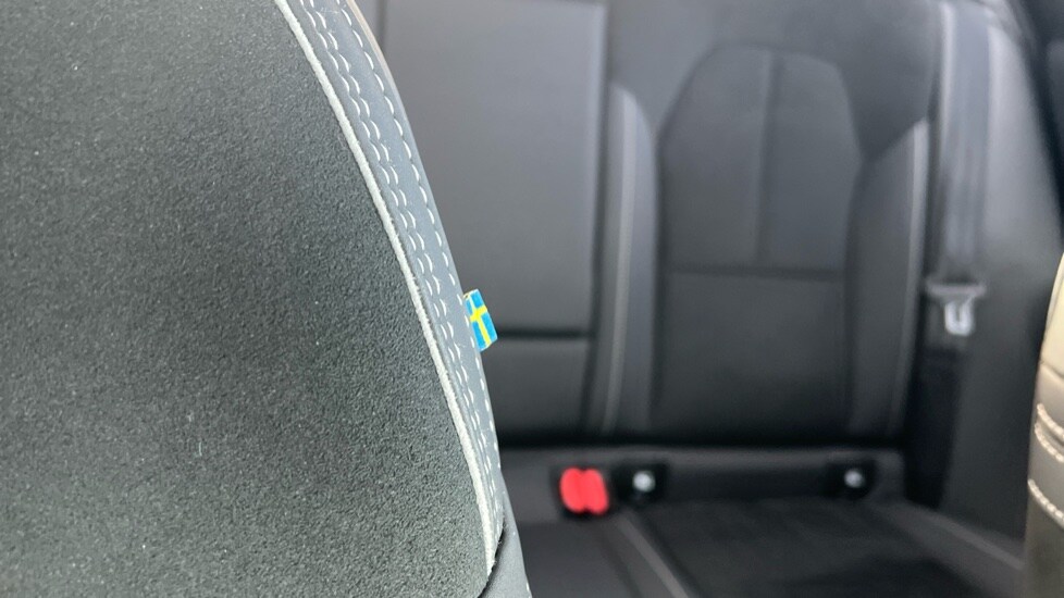 Used Volvo XC40 2024 for sale - 76602829: Photo 27