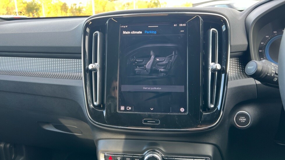 Used Volvo XC40 2024 for sale - 76602829: Photo 48