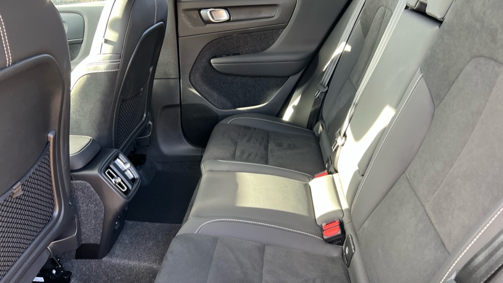 Used Volvo XC40 2025 for sale - 76901272: Photo 10