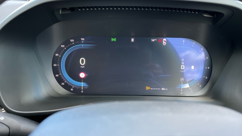 Used Volvo XC40 2025 for sale - 76901272: Photo 11