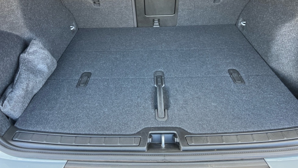 Used Volvo XC40 2025 for sale - 76901272: Photo 17